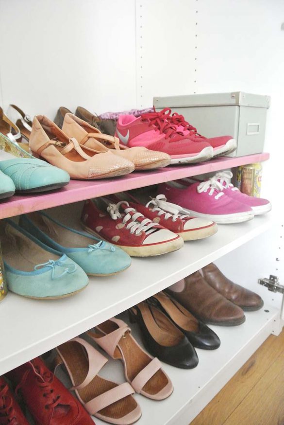 Kleiderschrank aufräumen mit der KonMari Magic Cleaning Methode von